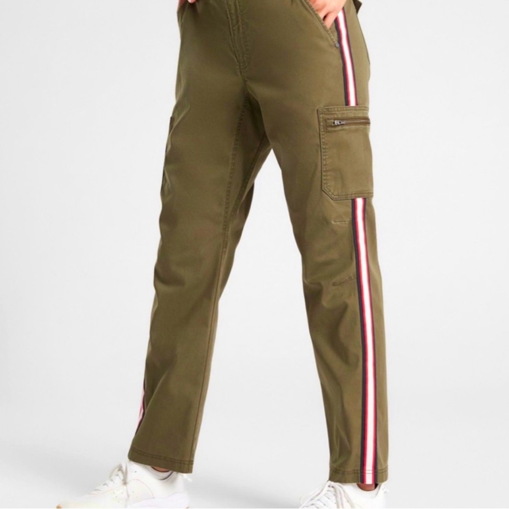 Athleta - Women’s (10) Summit Cargo Pant, Olive Green